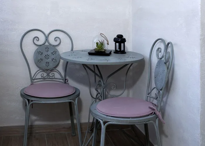 Laura Guest house 2*