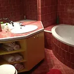 Laura Guest house 2*