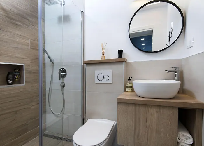 Guest house Laura 2*