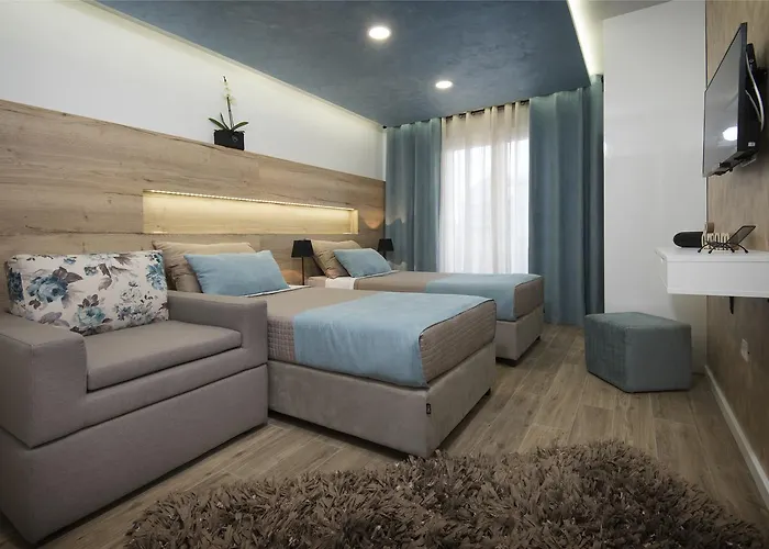 Laura Guest house 2*